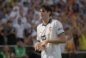 隆戈：哈维-格拉收到瓦伦西亚续约报价，他已与曼联达成基本协议